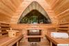 pod-window-in-back-wall_414610802
